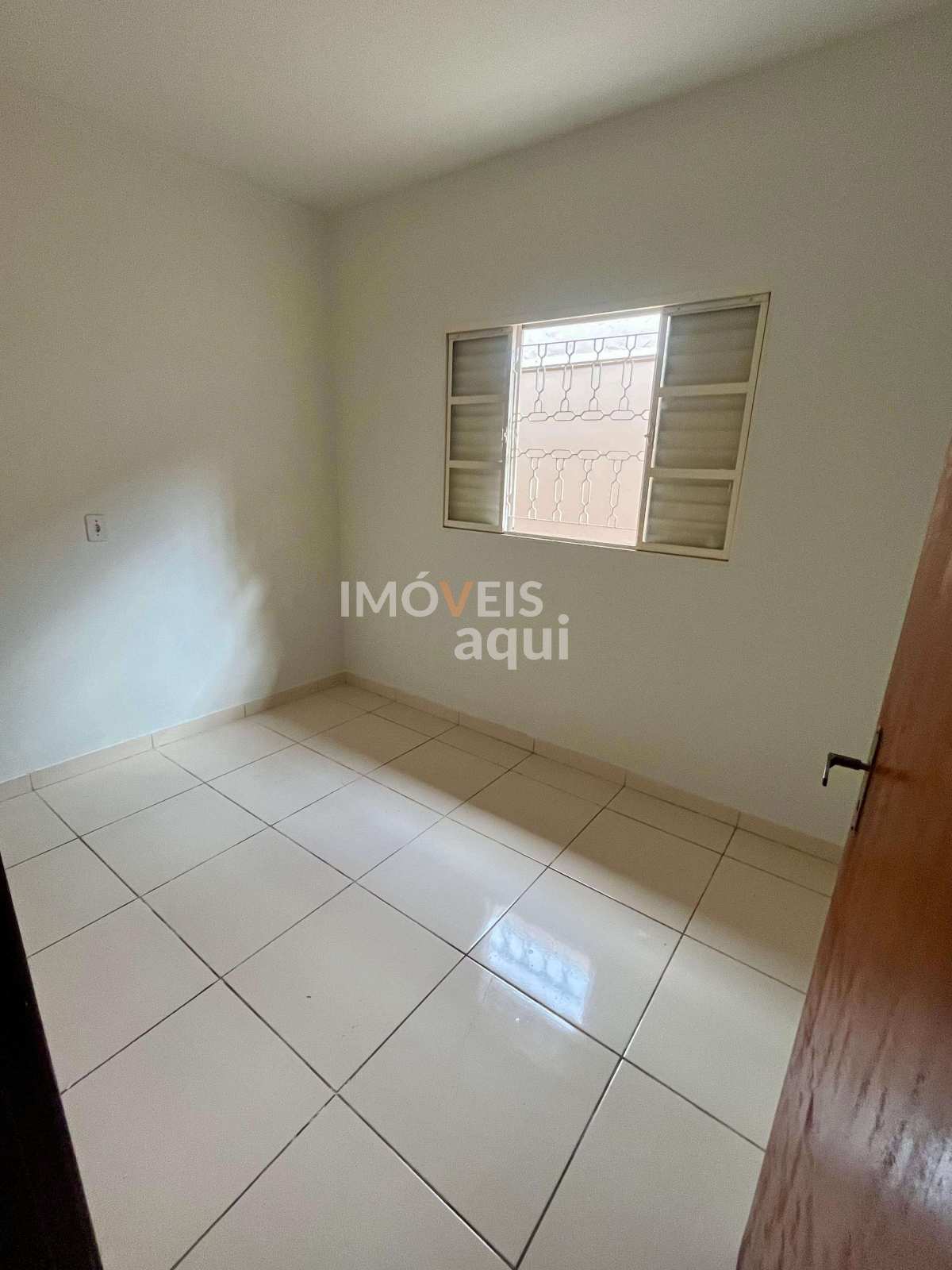  - Casa à venda em Bauru, JARDIM VÂNIA MARIA, com 2 quartos